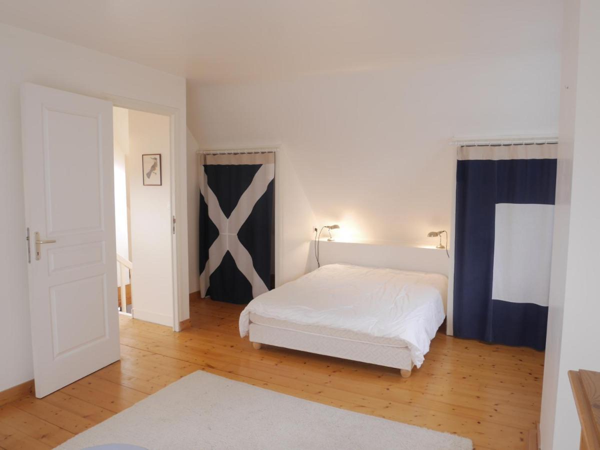Charmante Maison A Sauzon Avec Grand Jardin, Proche Commerces Et Plage - Fr-1-418-82 Exterior photo